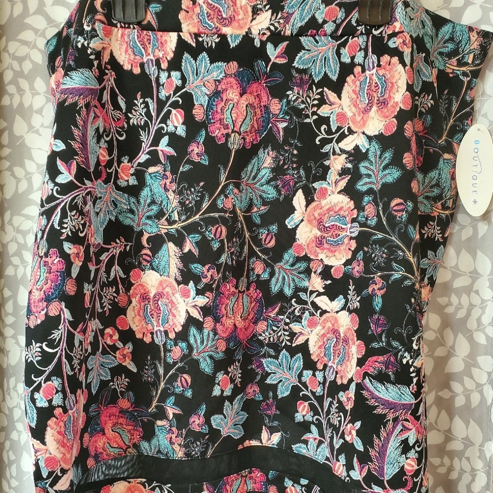 Floral pencil skirt